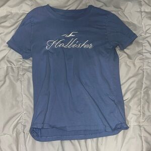 Hollister t-shirt